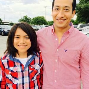 Meet your Posher, Reyes